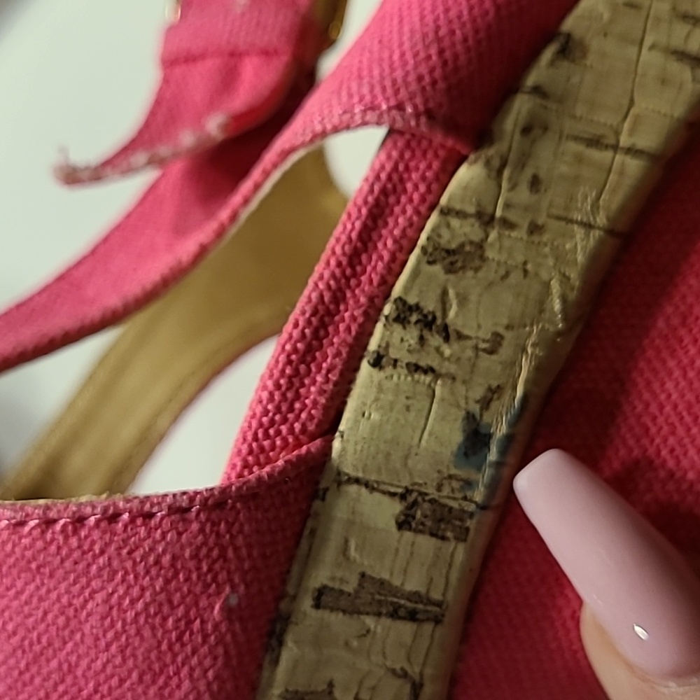 Liliana peace-15 hot pink wedges - Picture 9 of 11